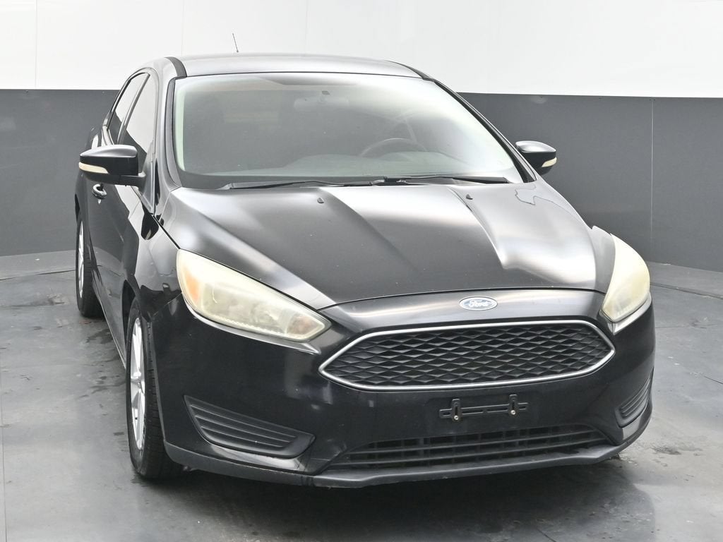 2016 Ford Focus — side profile view