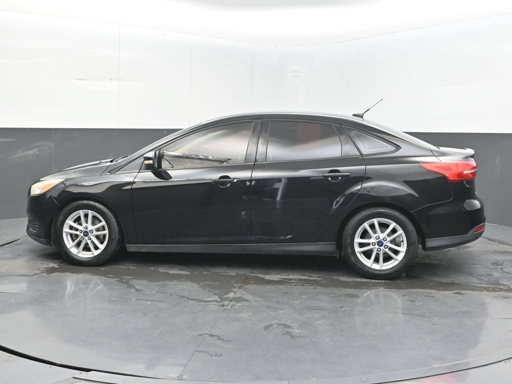 2016 Ford Focus — detail view