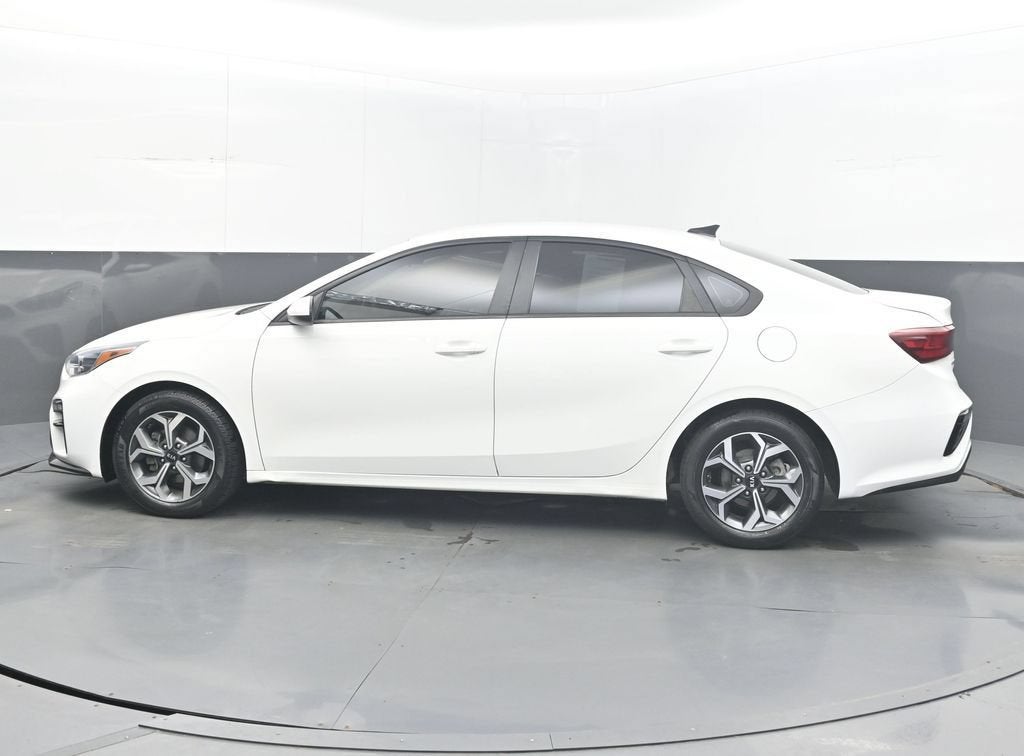 2021 Kia Forte — detail view